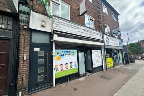 9eastbarnetroad2