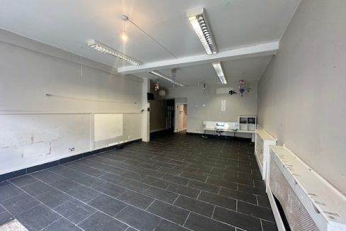 9eastbarnetroad4