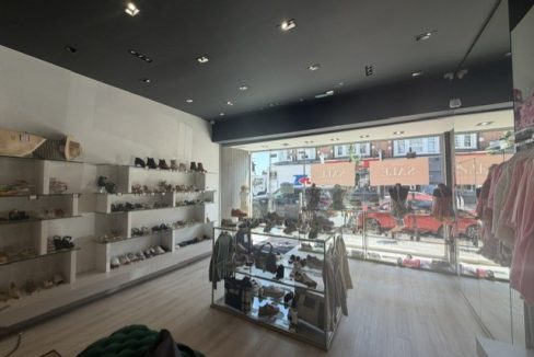 71muswellhillbroadwayEE
